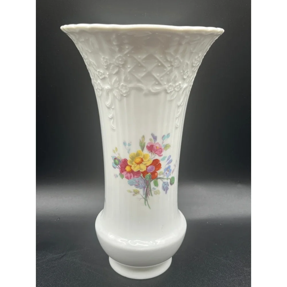 Vtg Kaiser Germany White Porcelain Vase Floral Bouquet Butterfly Motif 8
